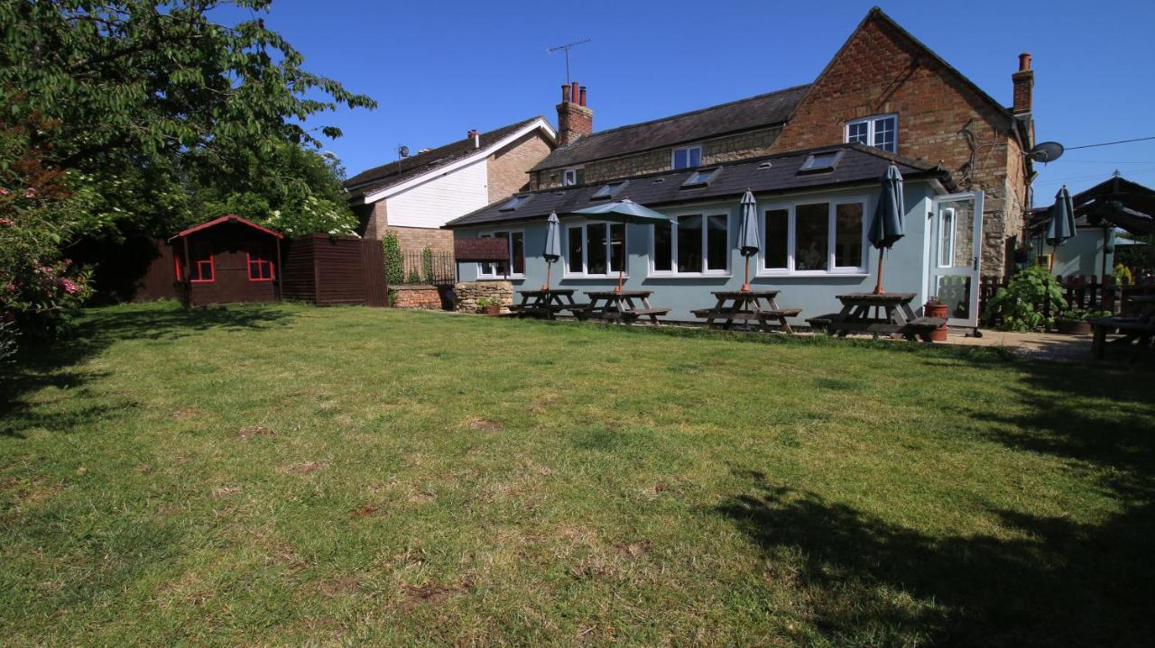 The White Lion At Wicken Bed & Breakfast Milton Keynes Exterior foto