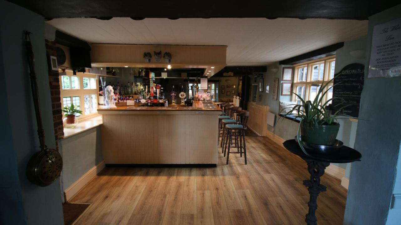 The White Lion At Wicken Bed & Breakfast Milton Keynes Exterior foto
