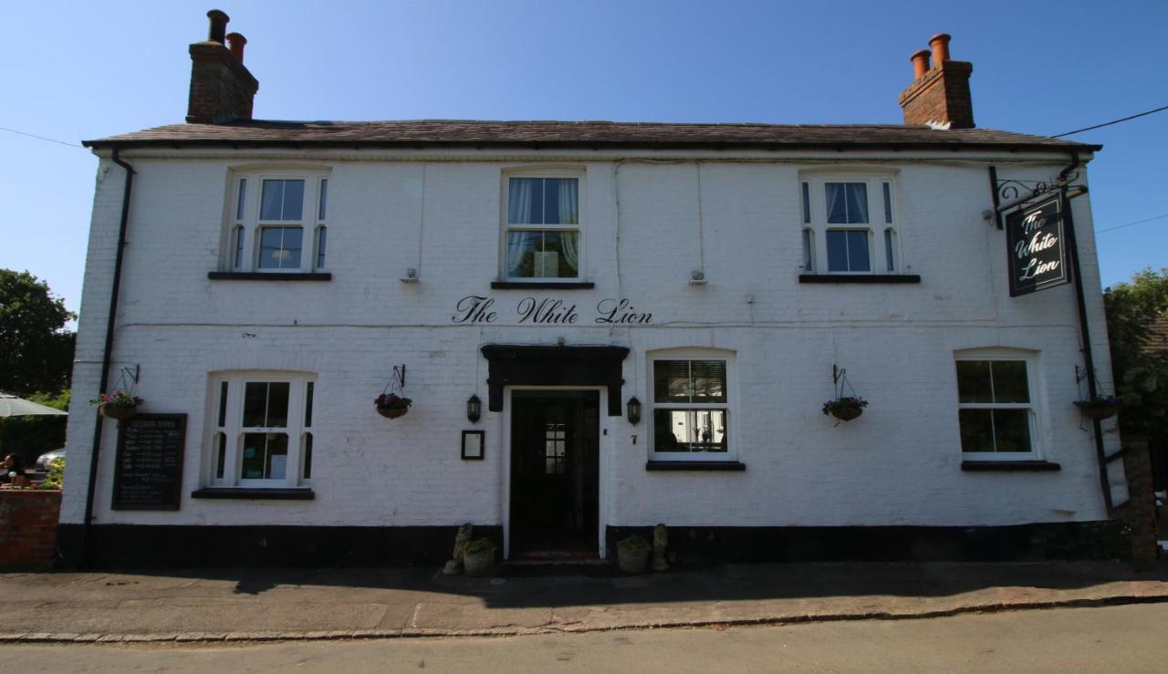 The White Lion At Wicken Bed & Breakfast Milton Keynes Exterior foto